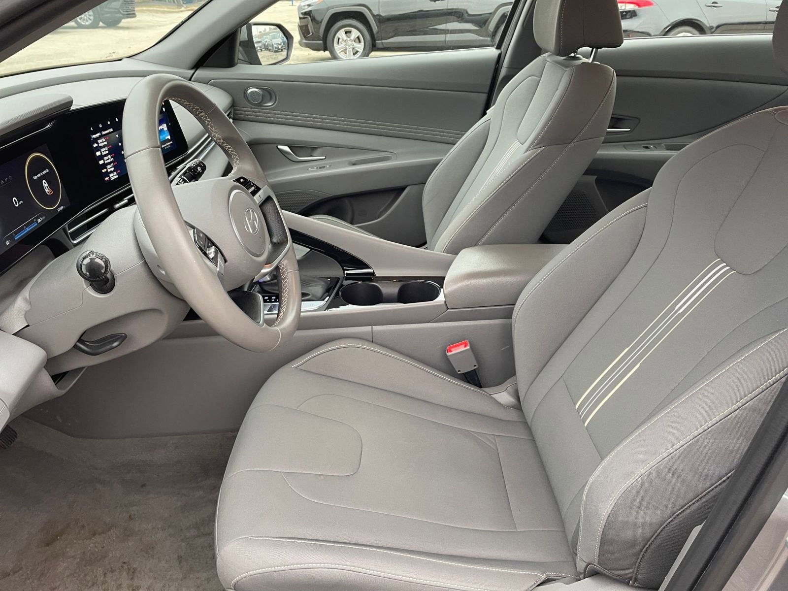 Thumbnail: 2025 Hyundai Elantra - 25