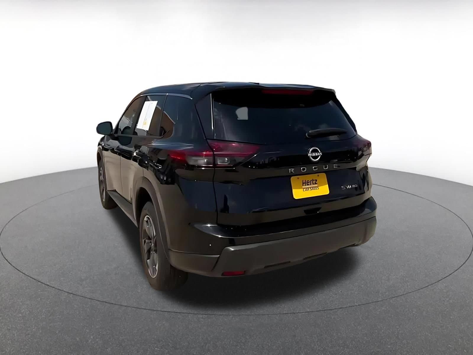 Thumbnail: 2024 Nissan Rogue - 11