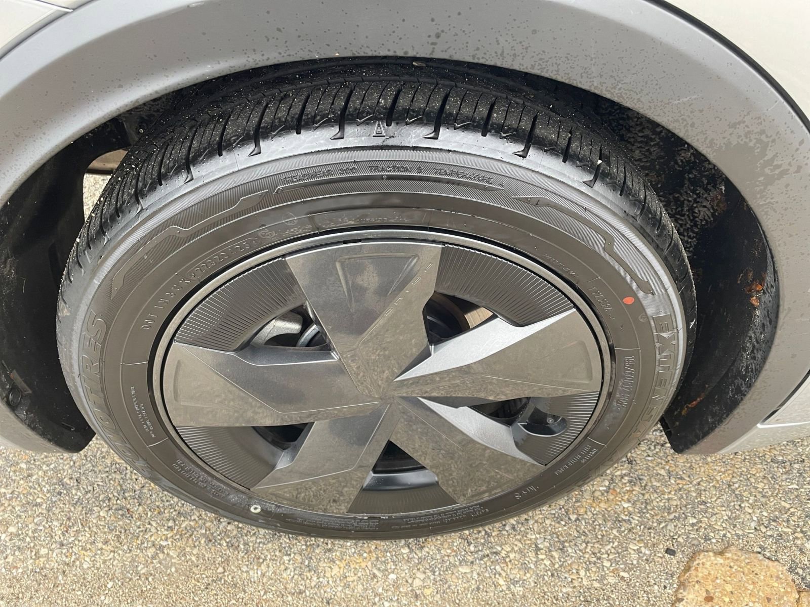 Thumbnail: 2025 Toyota Prius - 29