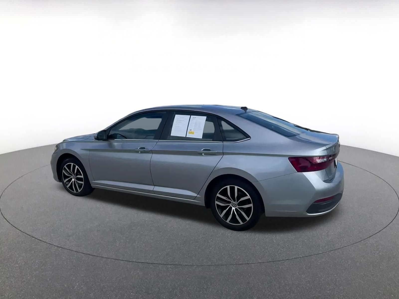 Thumbnail: 2025 Volkswagen Jetta - 10