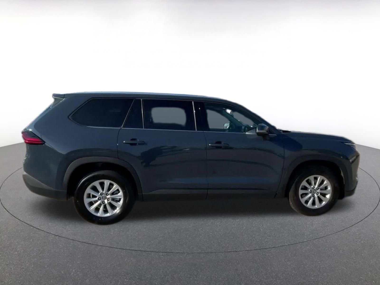 Thumbnail: 2025 Toyota Grand Highlander - 16