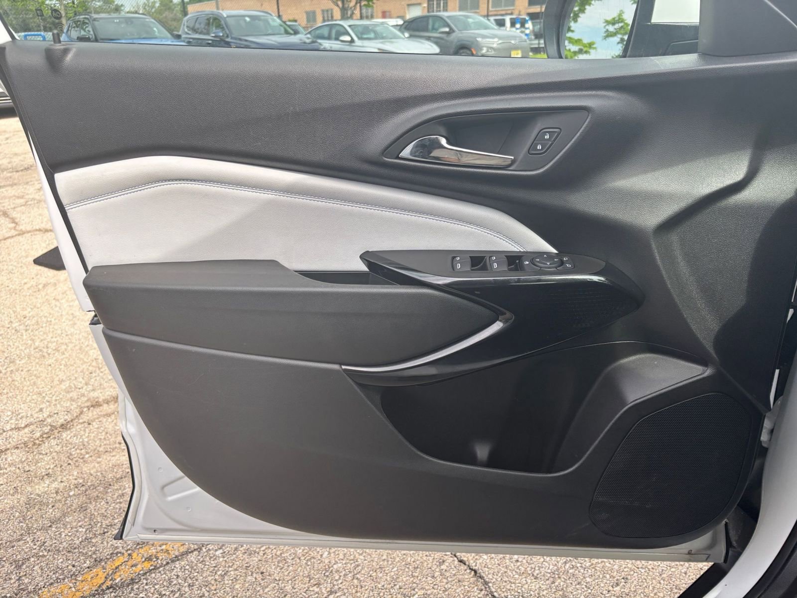 Thumbnail: 2025 Chevrolet Trax - 18
