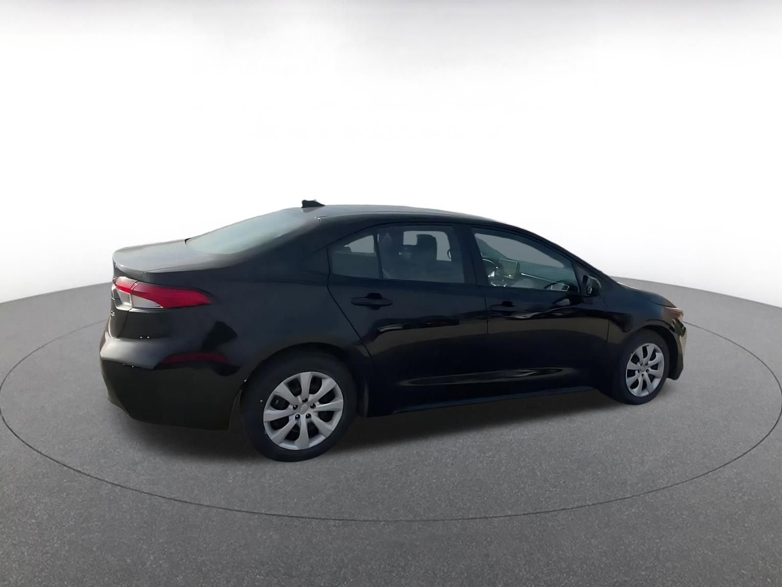 Thumbnail: 2023 Toyota Corolla - 15