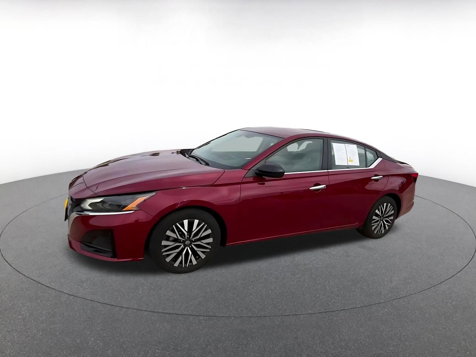 Thumbnail: 2025 Nissan Altima - 8