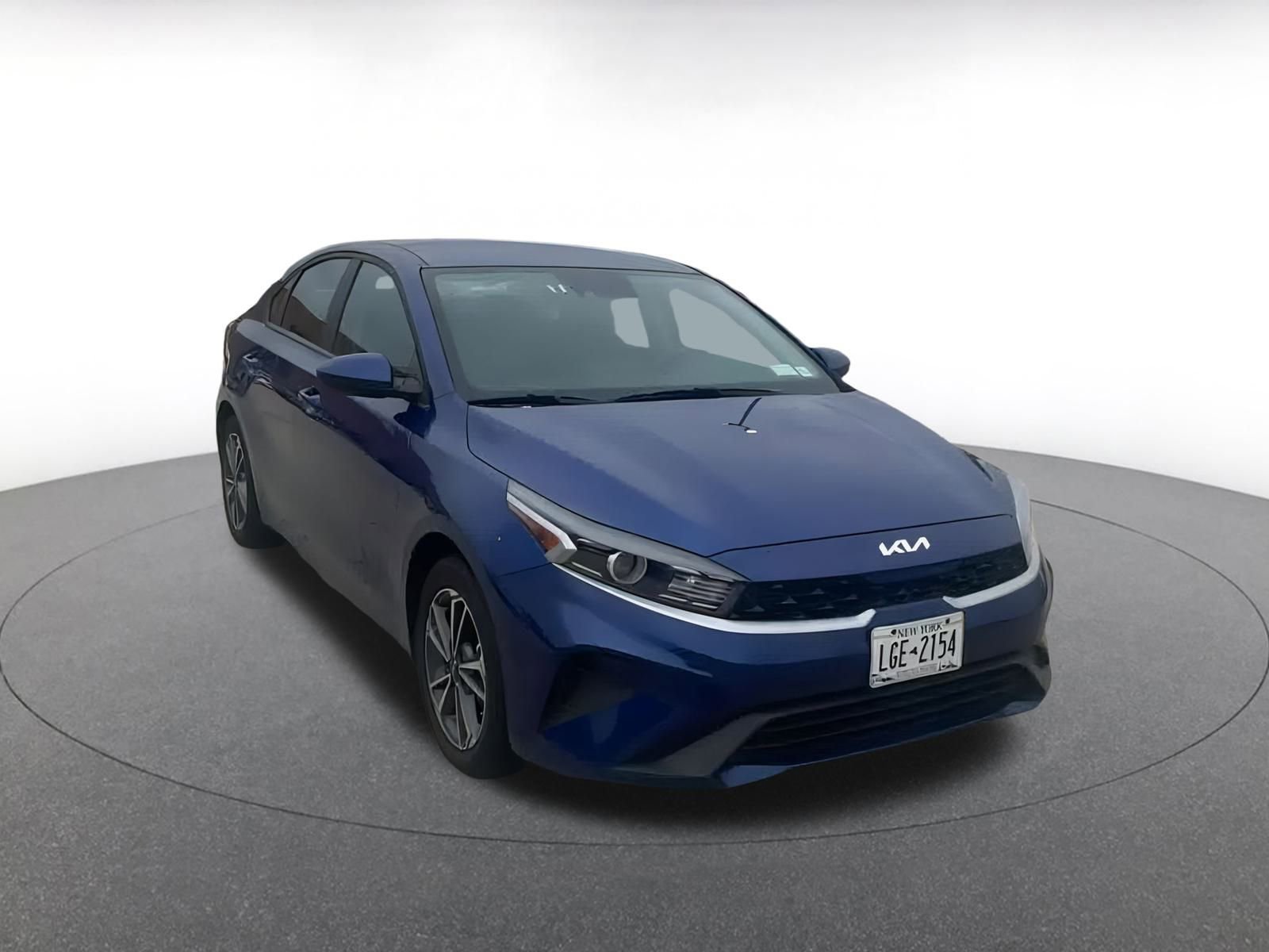 Thumbnail: 2024 Kia Forte - 3