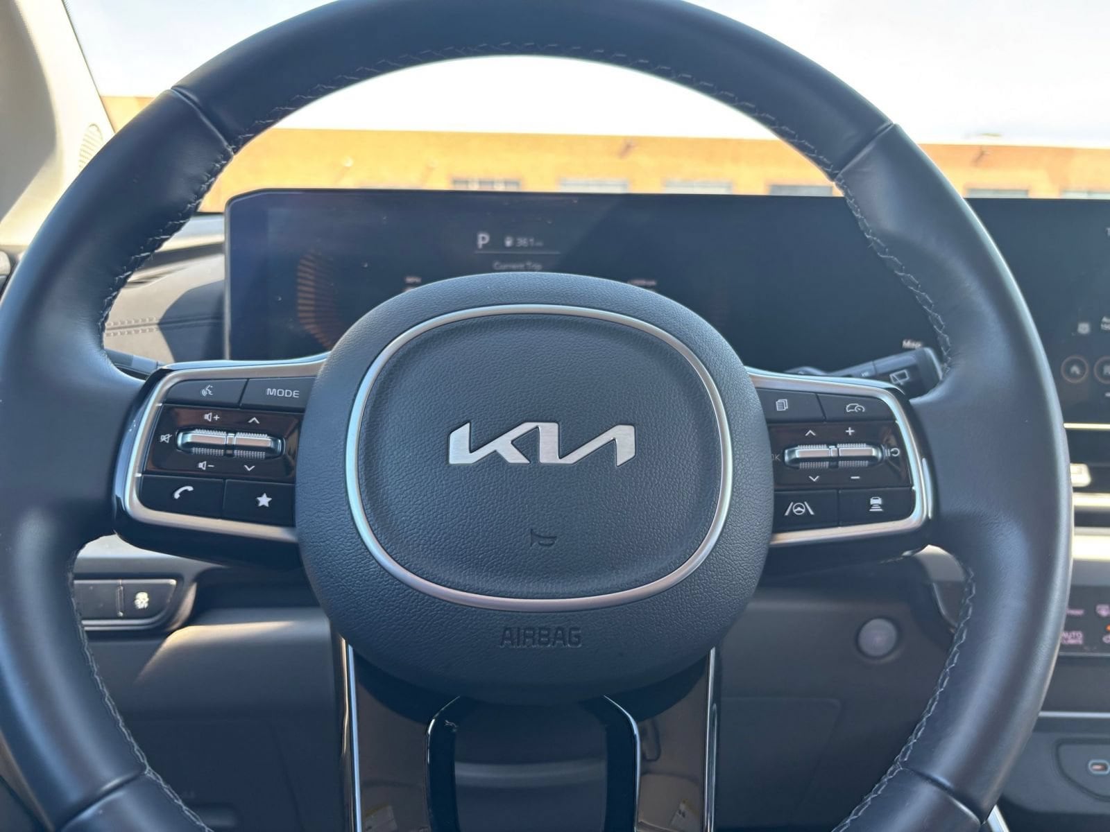 Thumbnail: 2026 Kia Carnival - 25