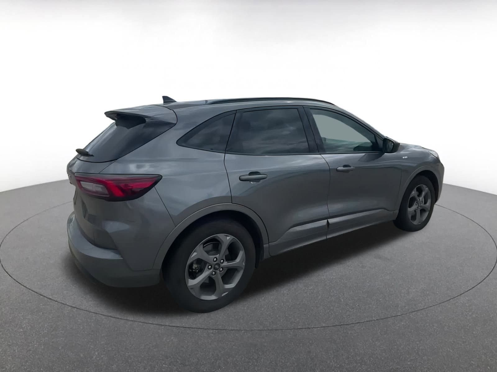 Thumbnail: 2023 Ford Escape - 15