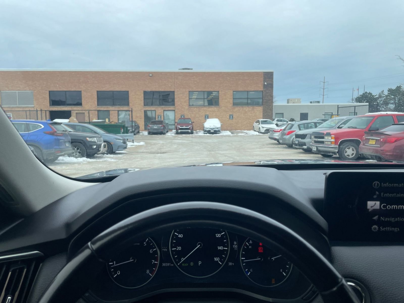 Thumbnail: 2025 Mazda CX-70 - 34