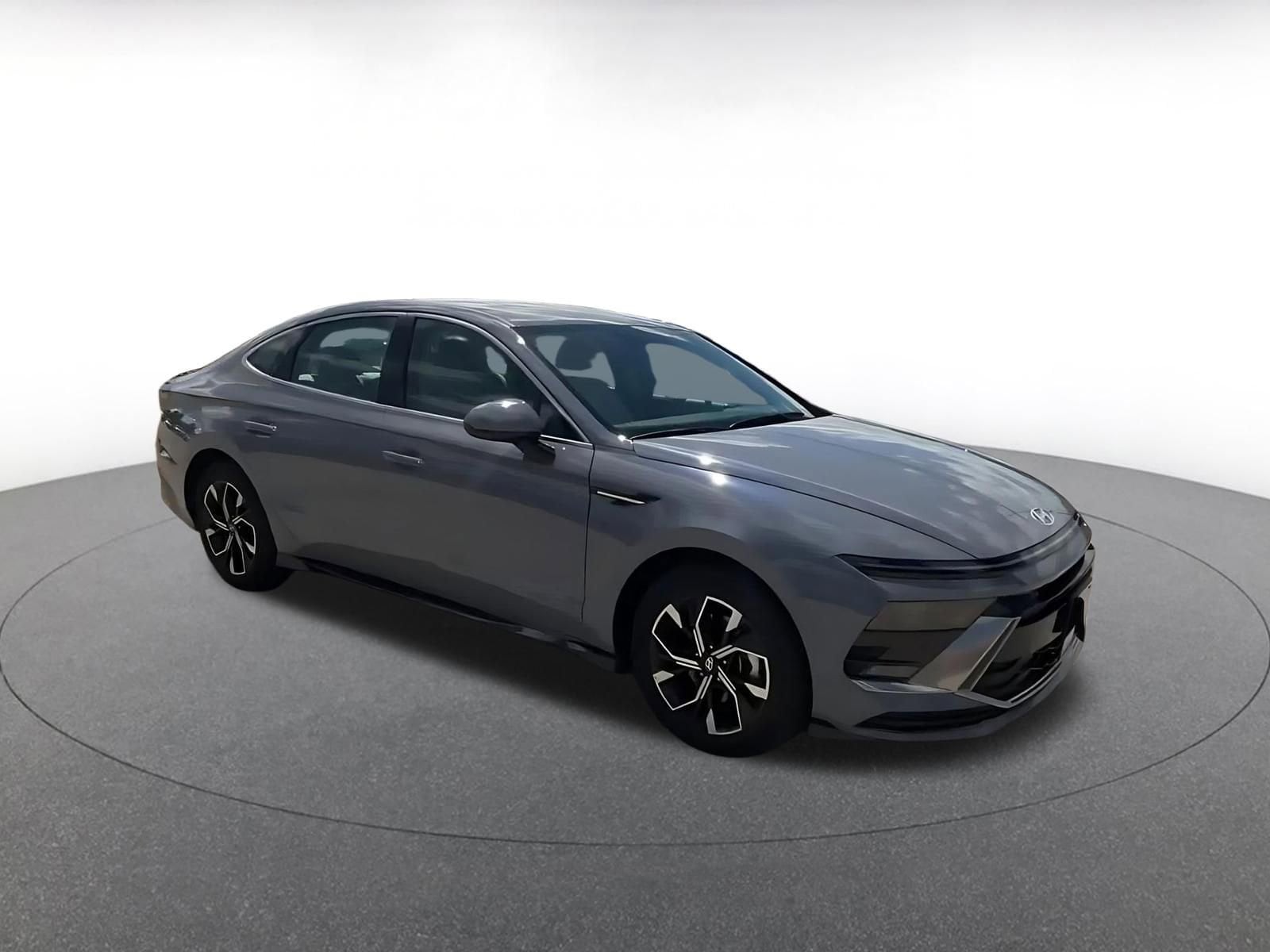 Thumbnail: 2025 Hyundai Sonata - 2