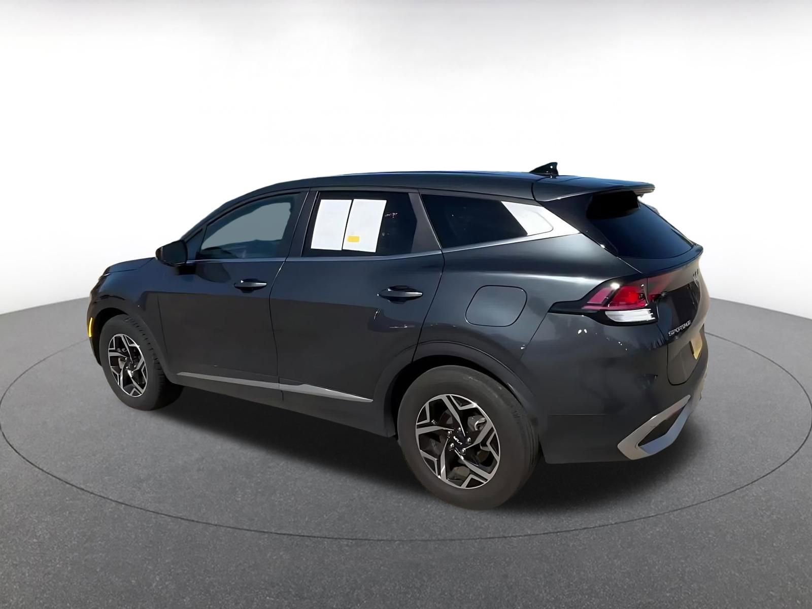 Thumbnail: 2024 Kia Sportage - 10