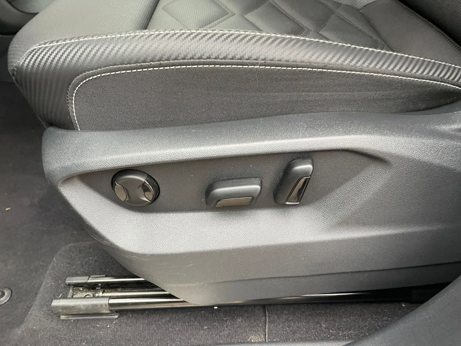 Thumbnail: 2025 Volkswagen Atlas - 24