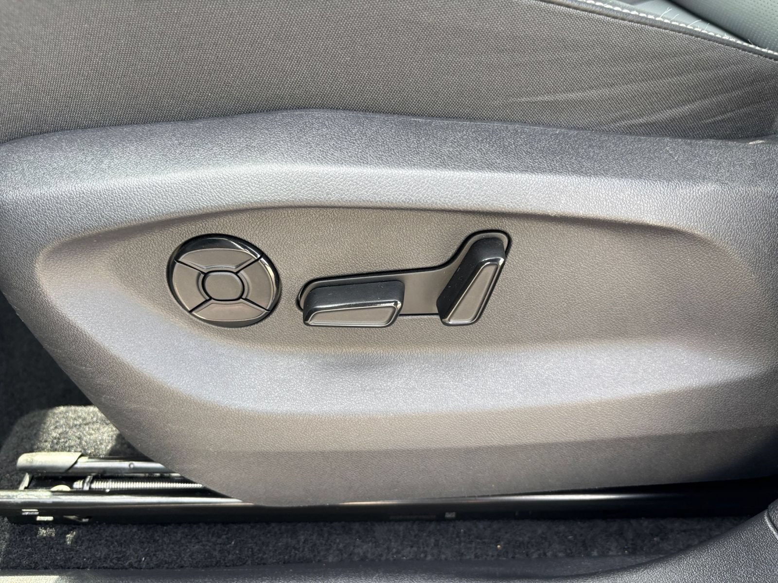 Thumbnail: 2026 Volkswagen Tiguan - 22