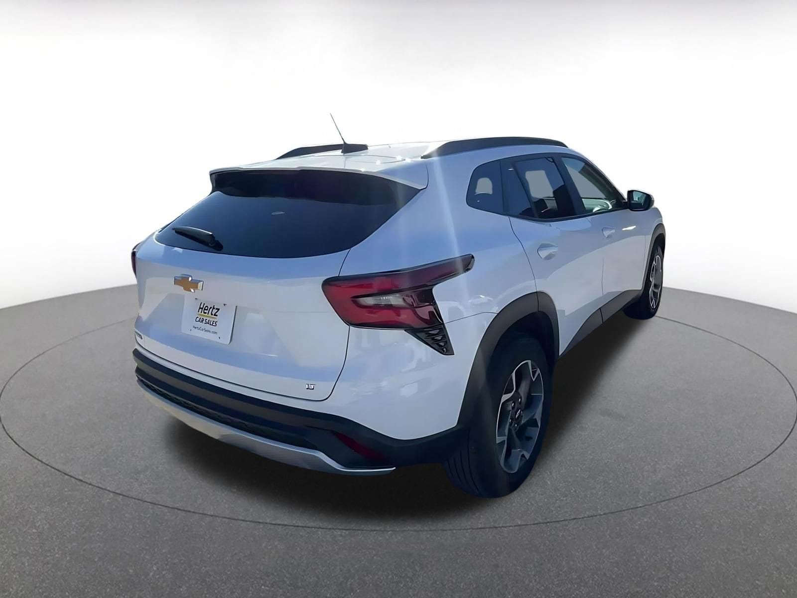 Thumbnail: 2025 Chevrolet Trax - 14