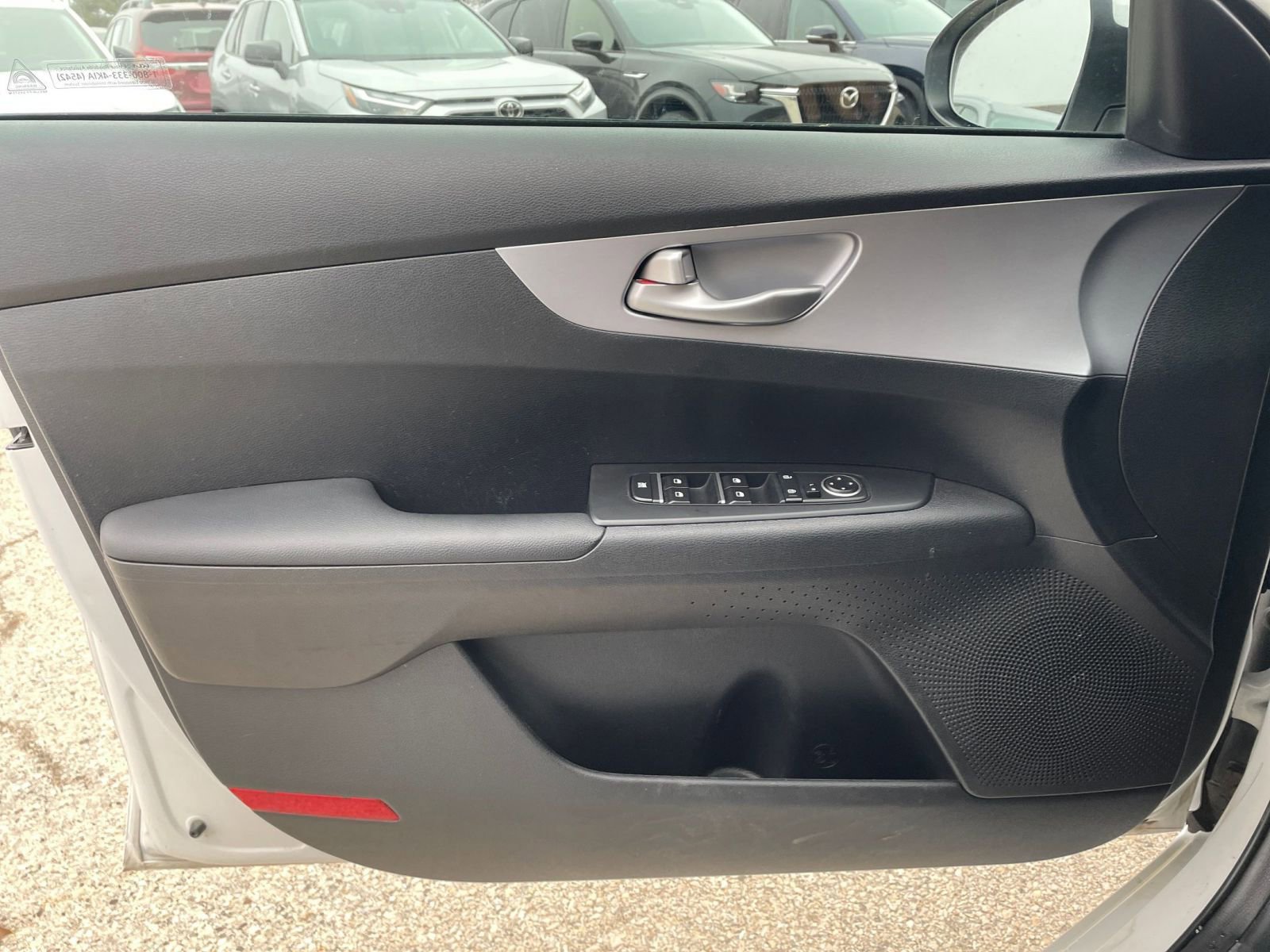 Thumbnail: 2024 Kia Forte - 18