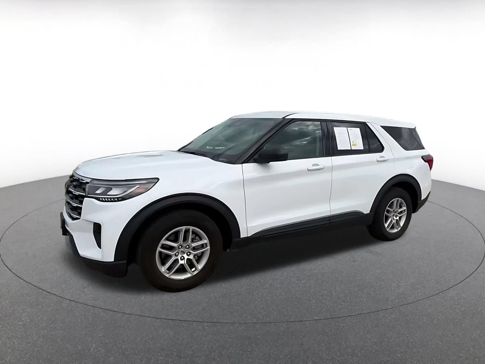 Thumbnail: 2026 Ford Explorer - 7