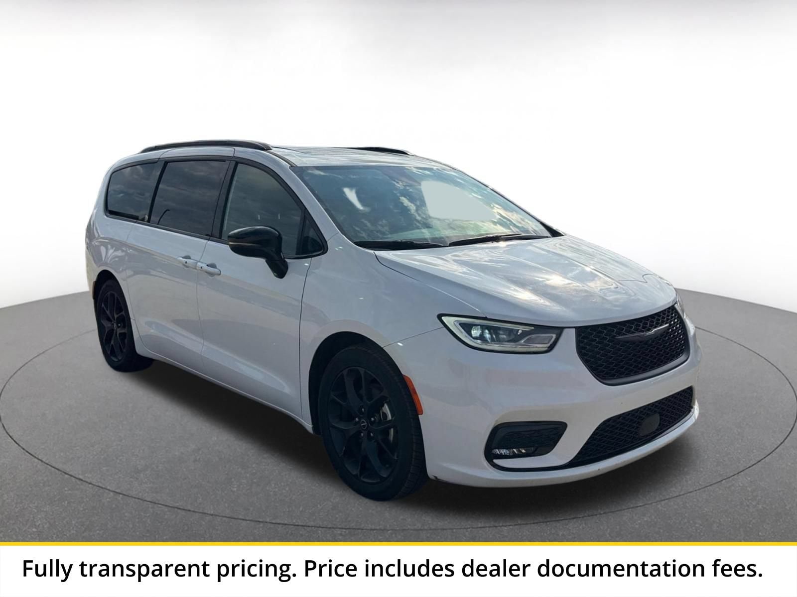 Thumbnail: 2025 Chrysler Pacifica - 1