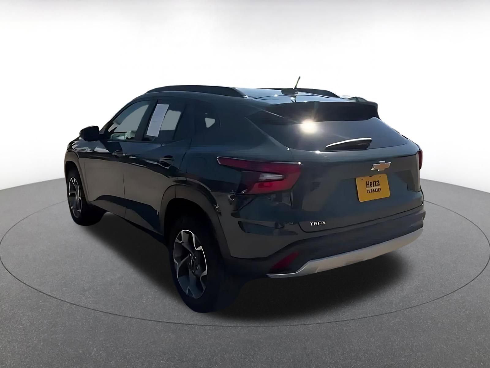Thumbnail: 2025 Chevrolet Trax - 11