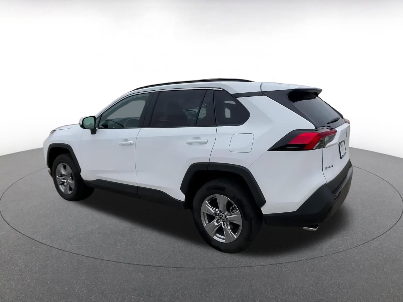 Thumbnail: 2025 Toyota RAV4 - 10