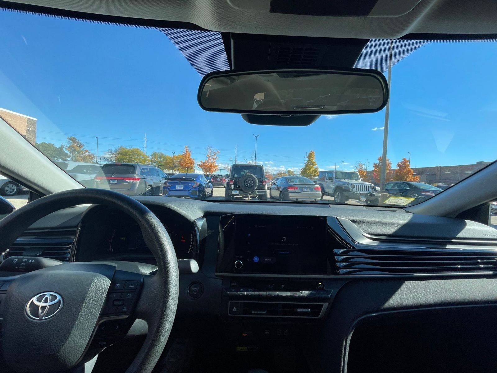 Thumbnail: 2025 Toyota Camry - 33