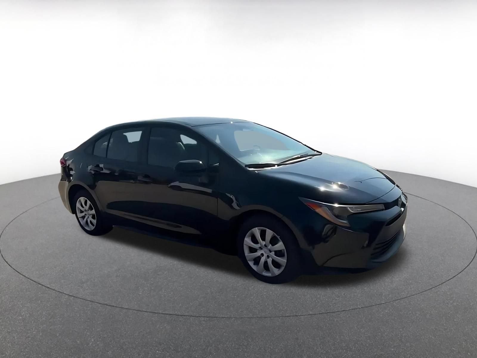 Thumbnail: 2025 Toyota Corolla - 2