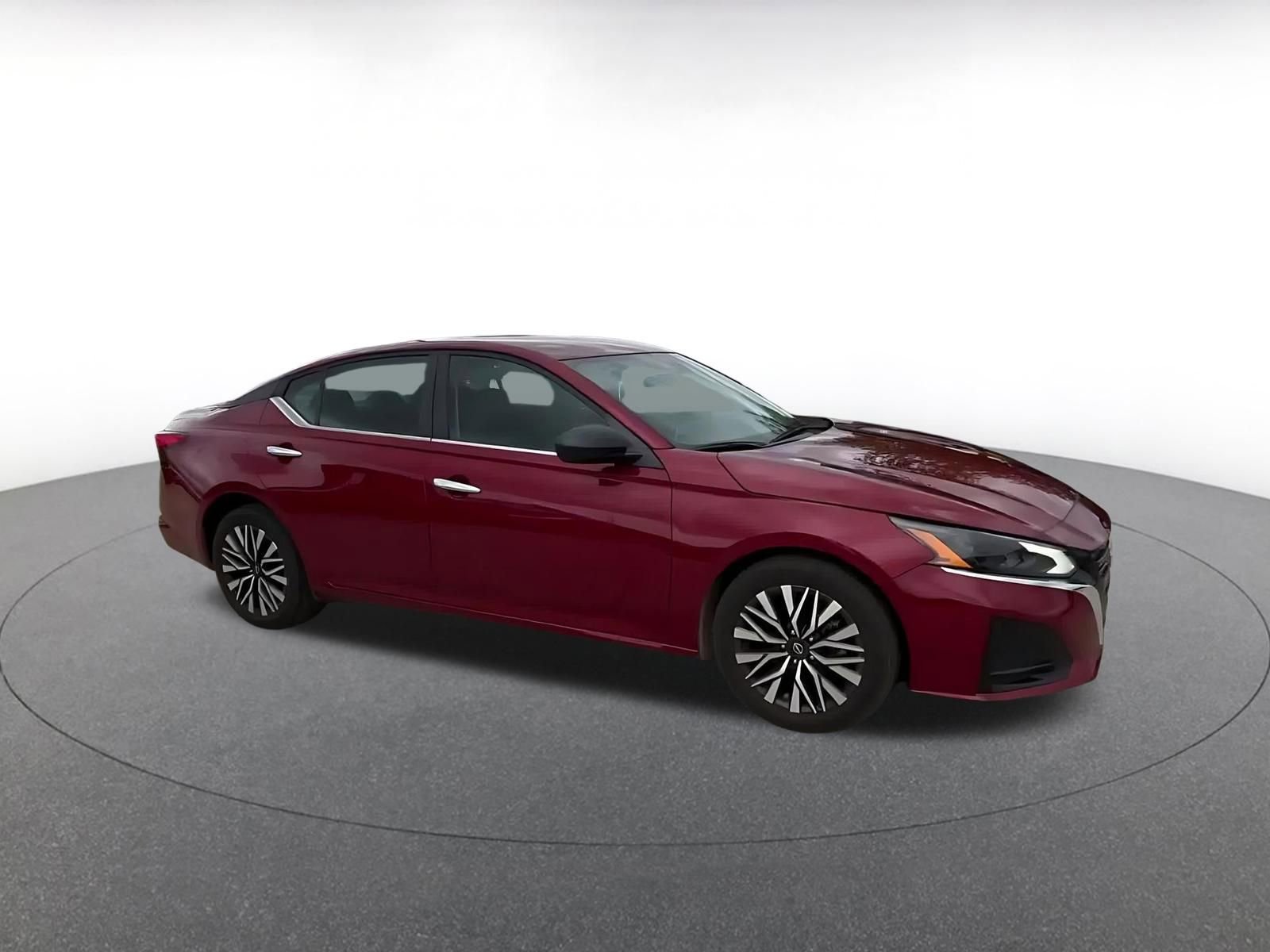Thumbnail: 2025 Nissan Altima - 2