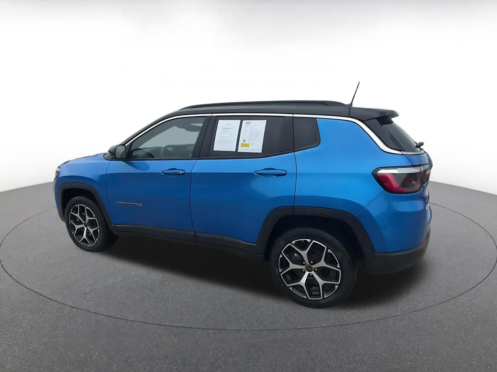 Thumbnail: 2025 Jeep Compass - 10