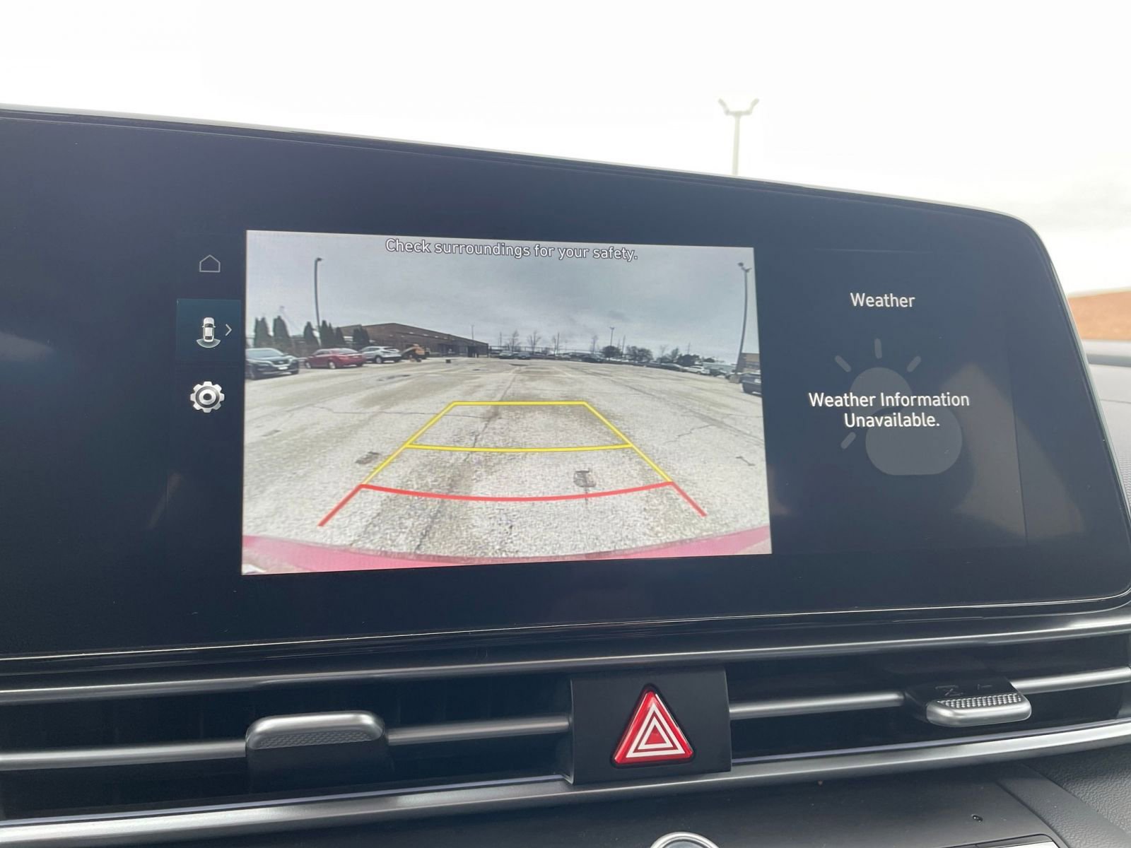 Thumbnail: 2025 Hyundai Elantra - 24