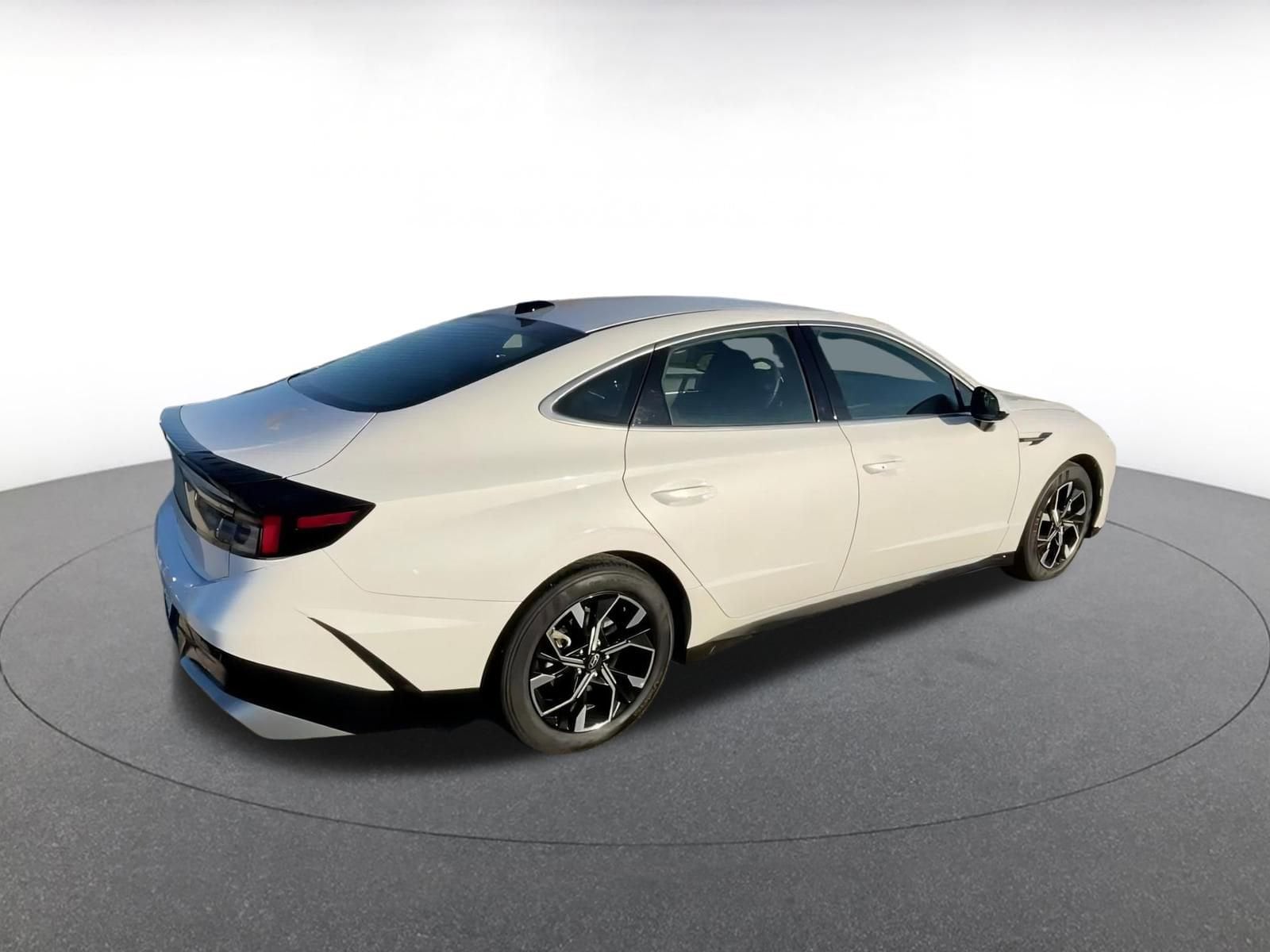 Thumbnail: 2025 Hyundai Sonata - 15