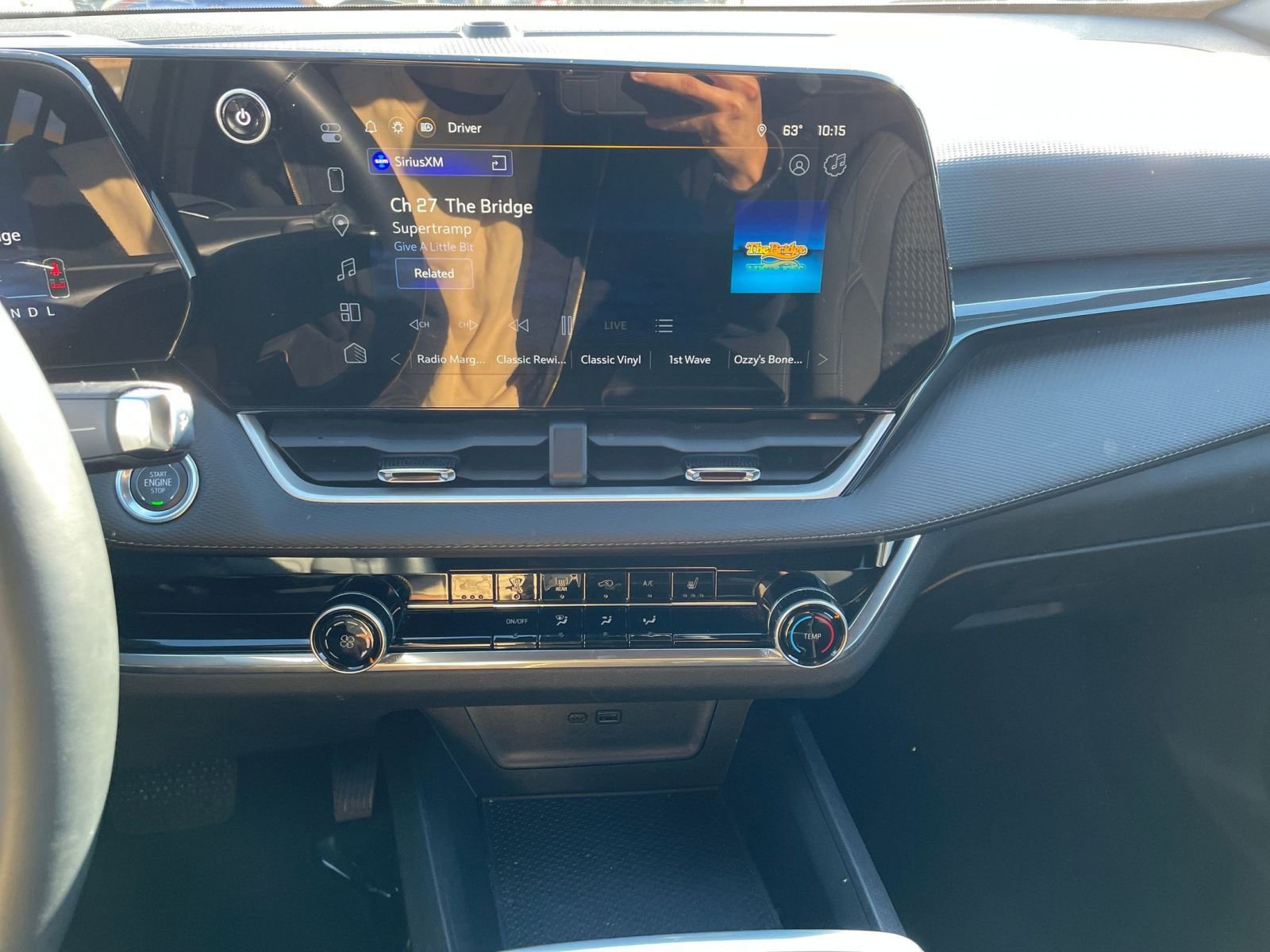 Thumbnail: 2025 Chevrolet Equinox - 18