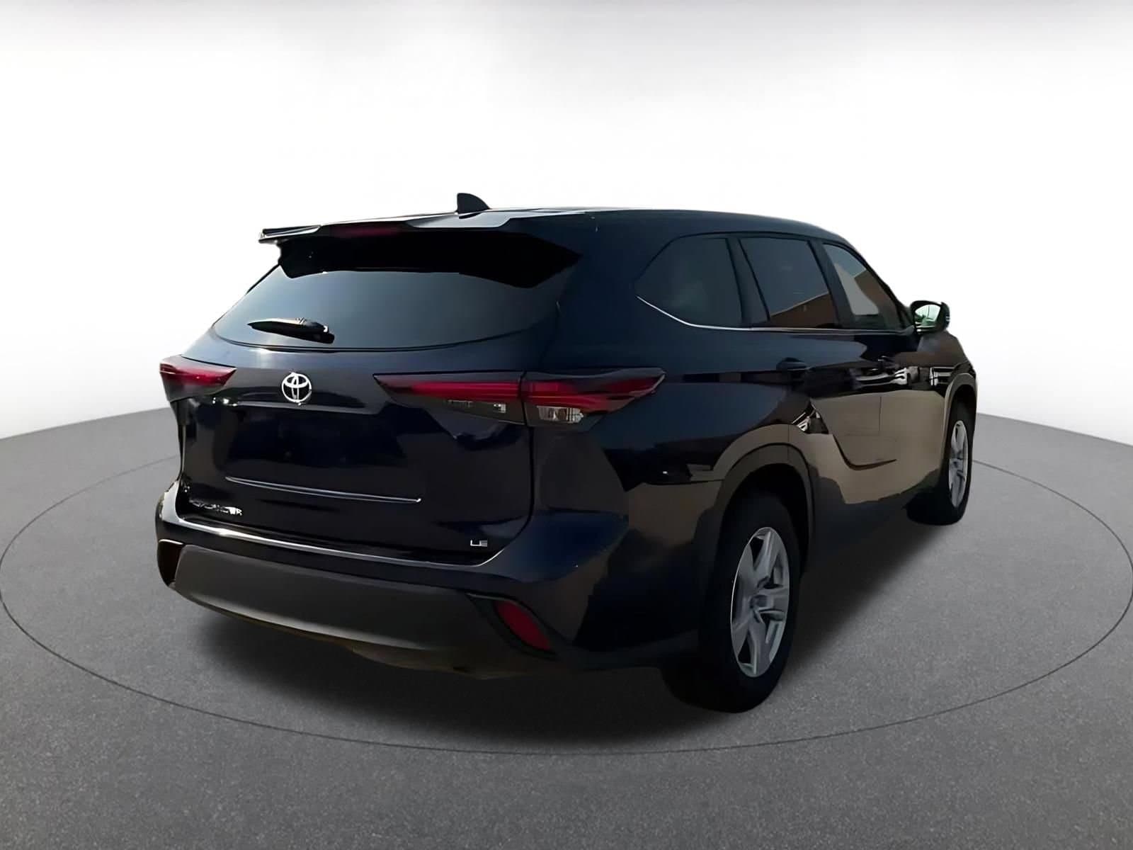 Thumbnail: 2025 Toyota Highlander - 12