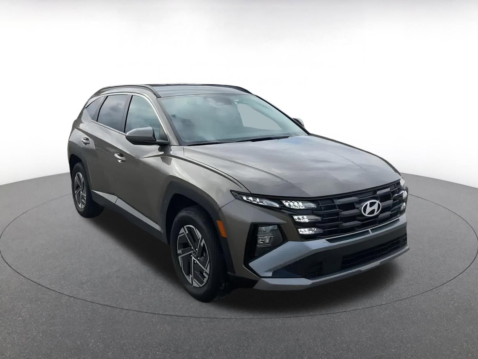 Thumbnail: 2025 Hyundai Tucson - 3