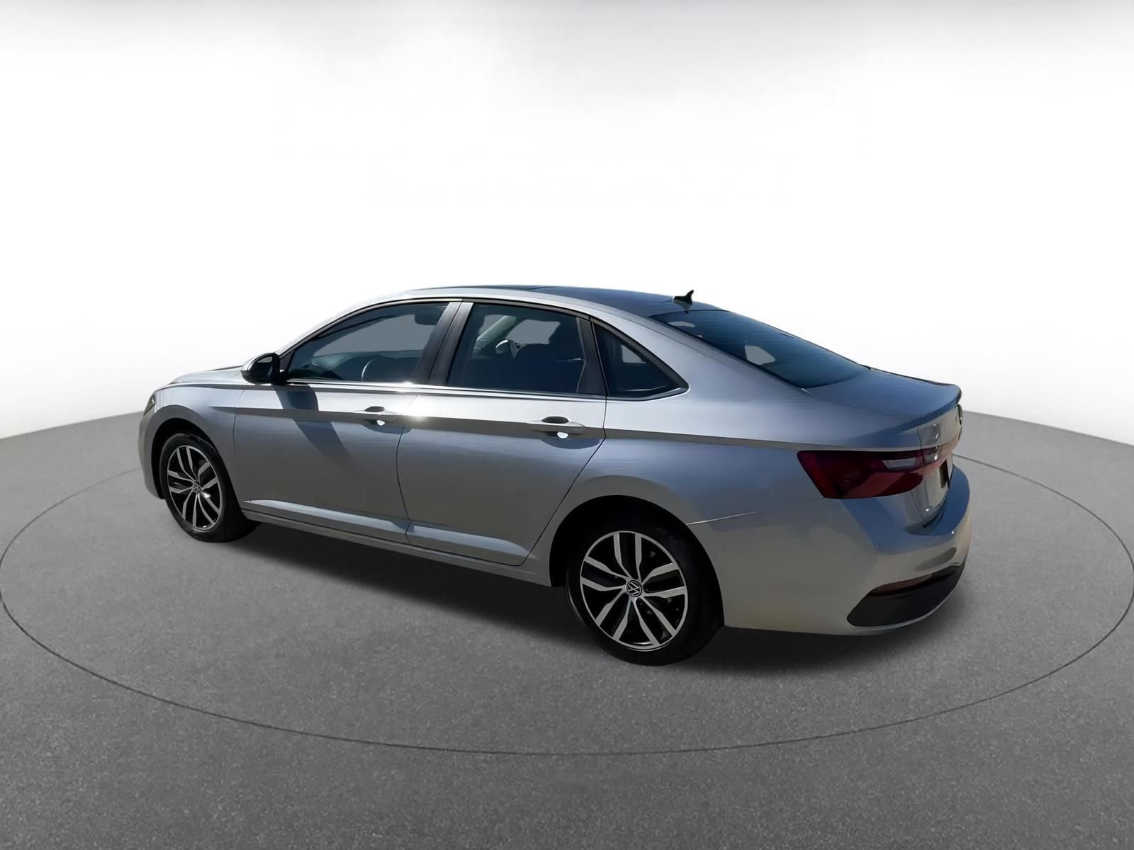 Thumbnail: 2025 Volkswagen Jetta - 10