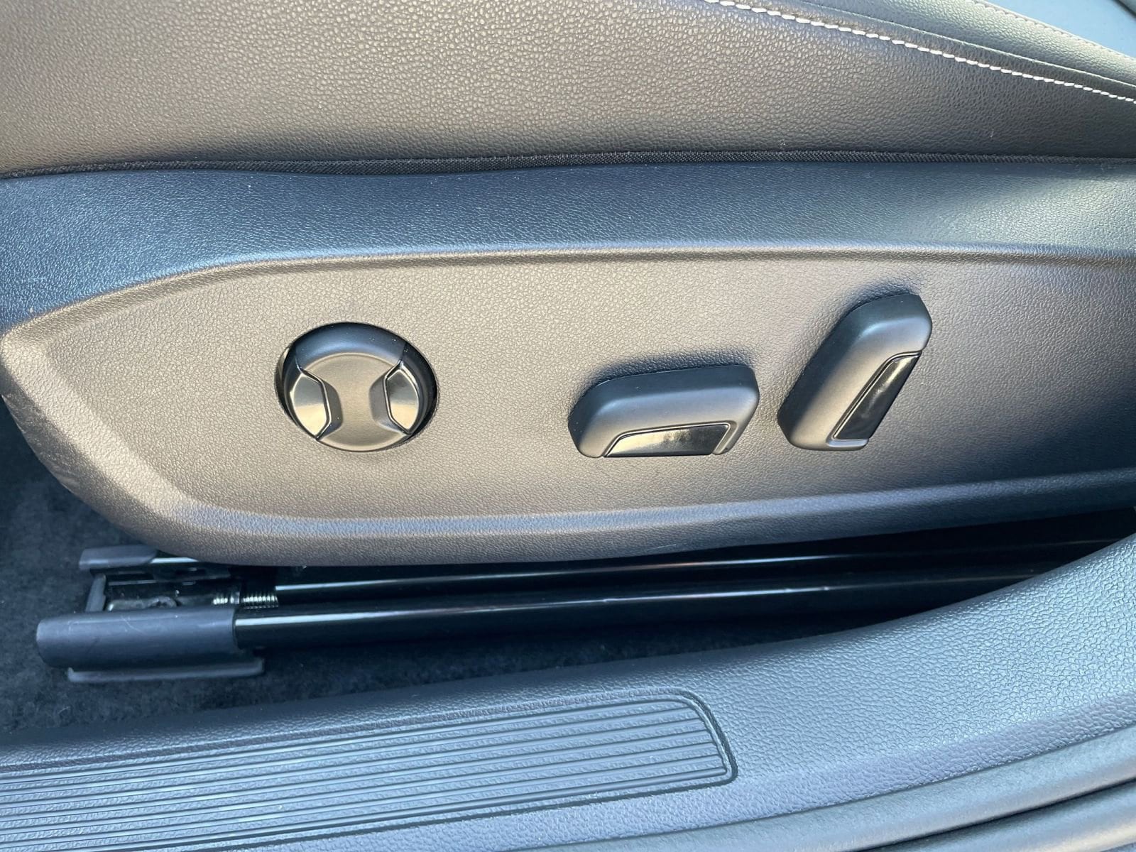 Thumbnail: 2025 Volkswagen Jetta - 22