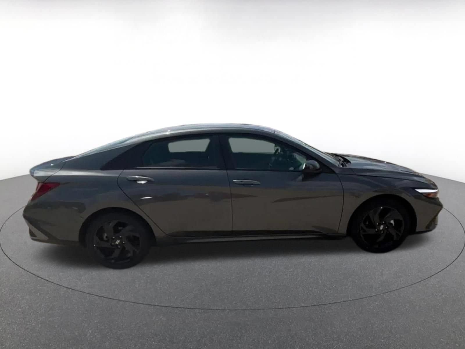Thumbnail: 2026 Hyundai Elantra - 15