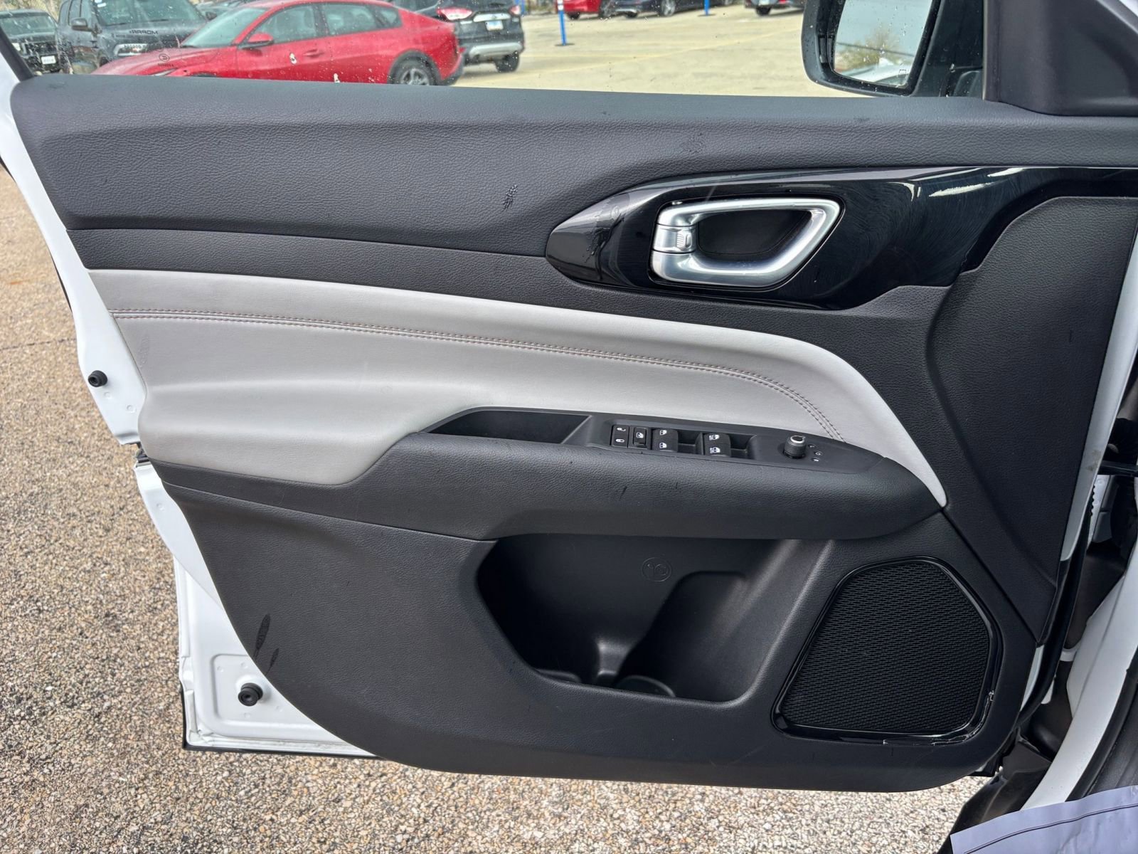 Thumbnail: 2025 Jeep Compass - 18