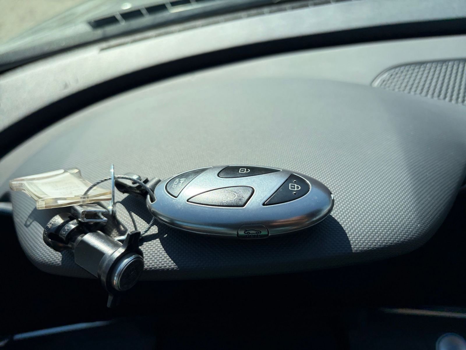 Thumbnail: 2025 Hyundai Elantra - 22