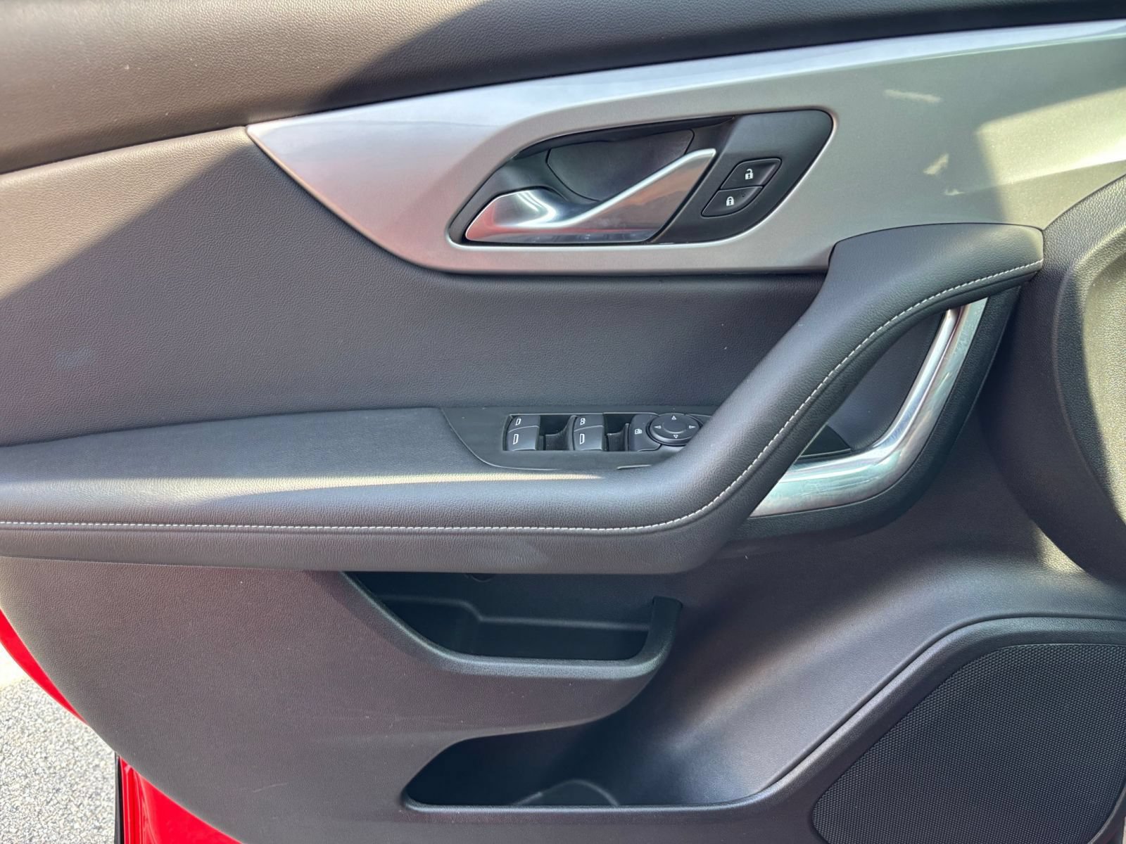 Thumbnail: 2025 Chevrolet Blazer - 18
