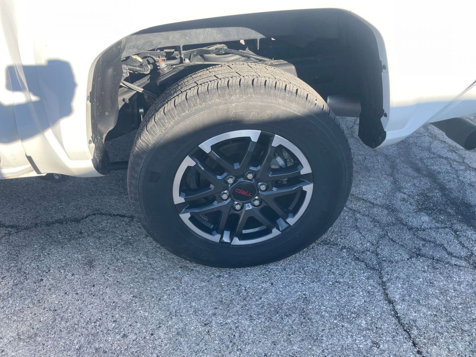 Thumbnail: 2024 Toyota Tacoma - 29