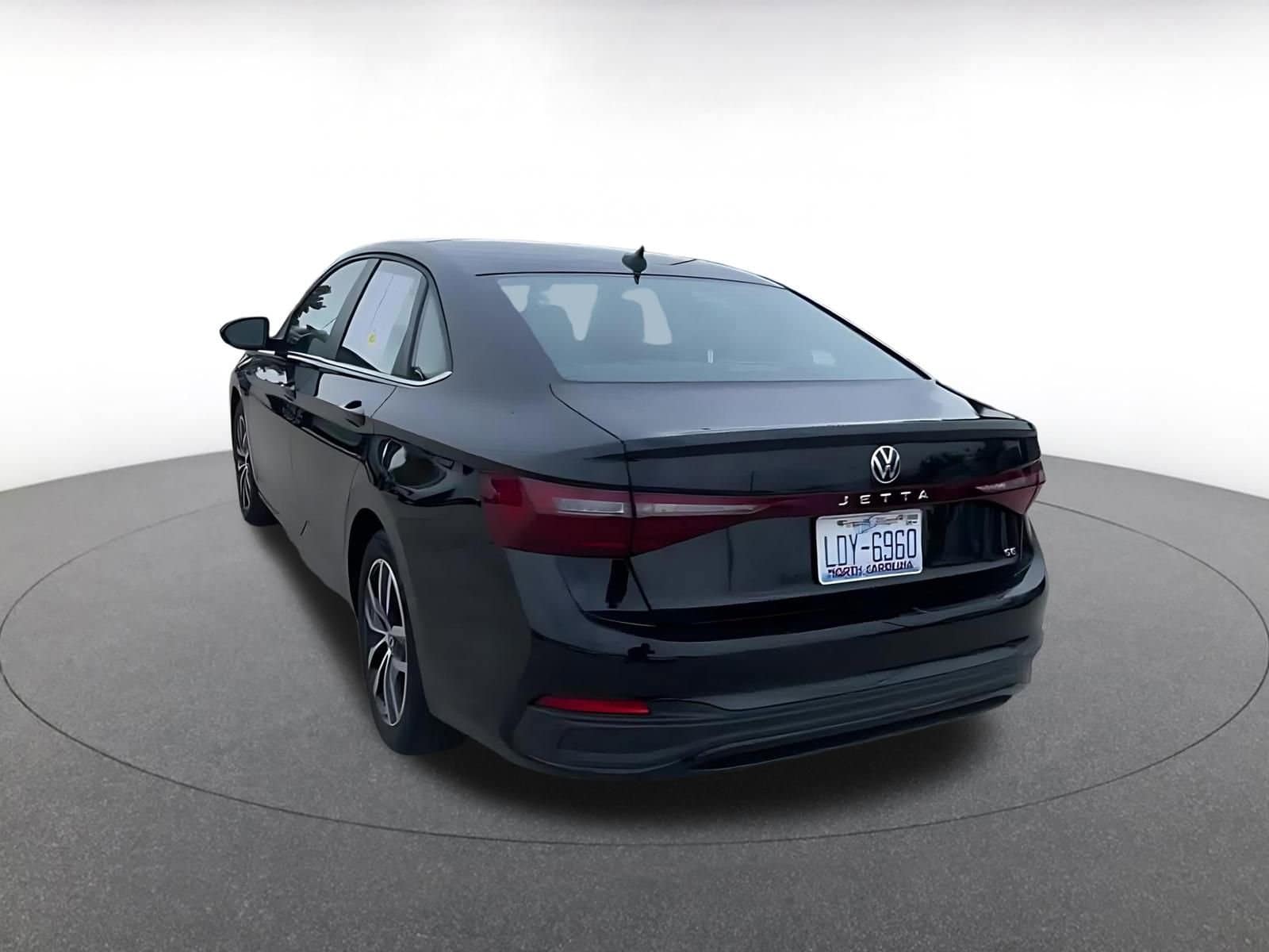 Thumbnail: 2025 Volkswagen Jetta - 11