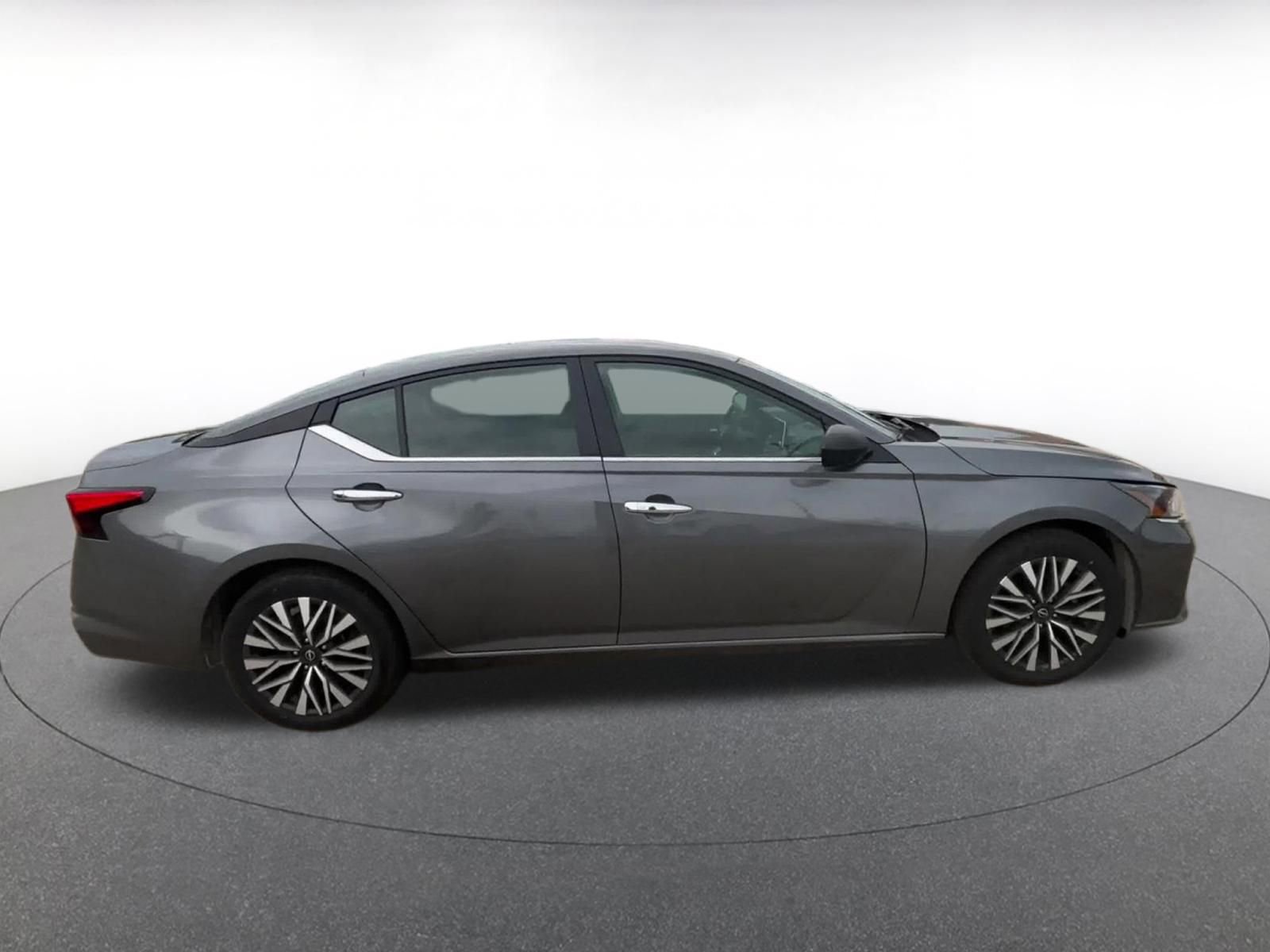 Thumbnail: 2025 Nissan Altima - 16