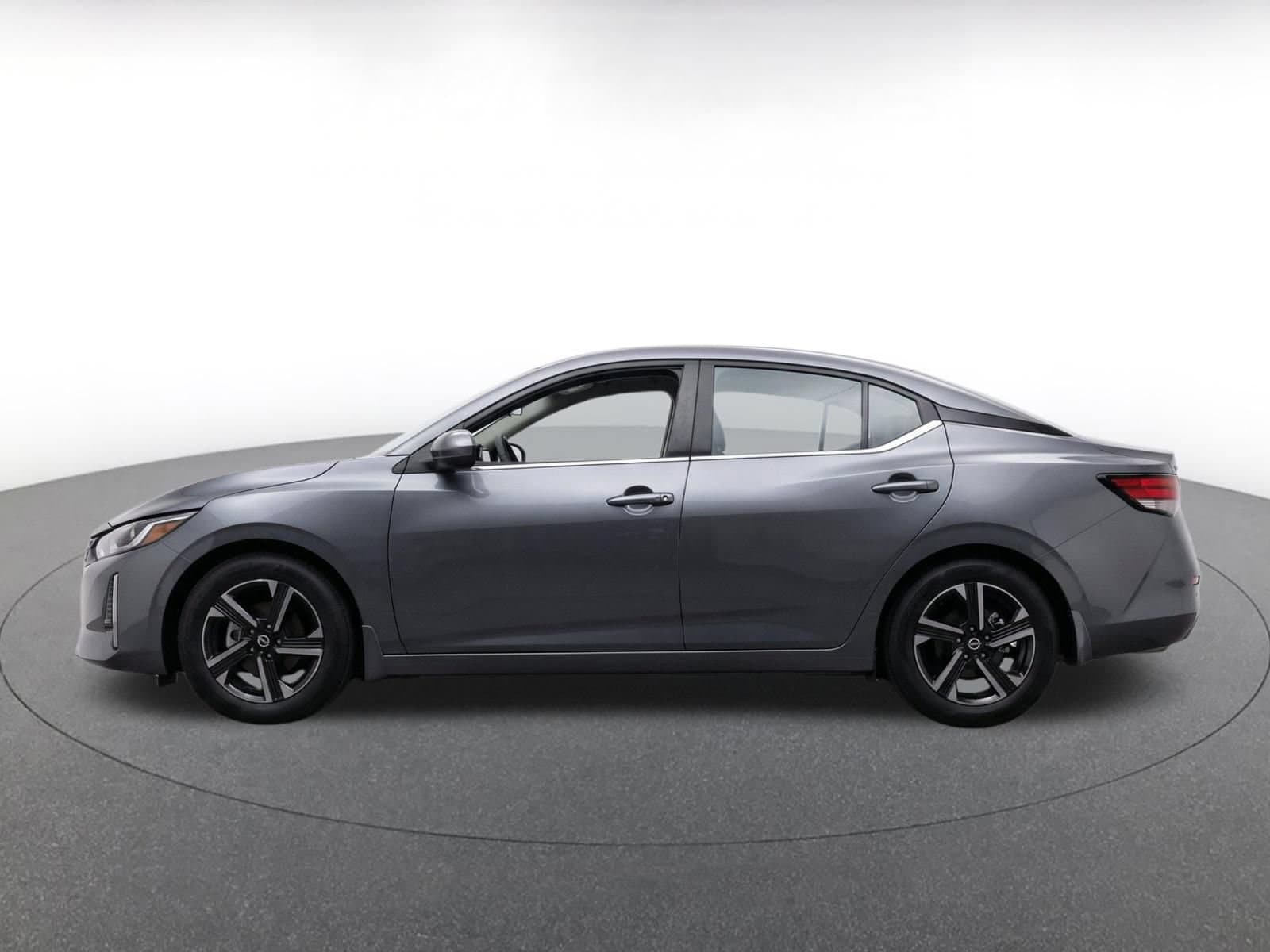 Thumbnail: 2025 Nissan Sentra - 4