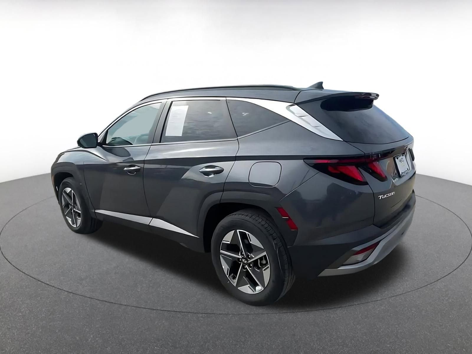 Thumbnail: 2025 Hyundai Tucson - 10