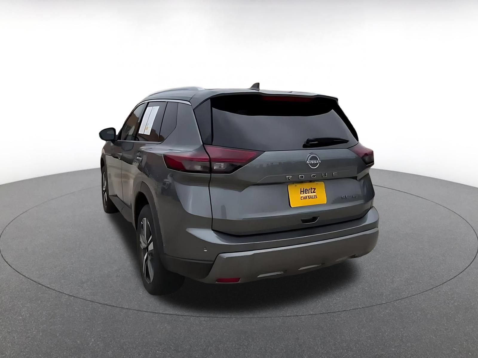 Thumbnail: 2026 Nissan Rogue - 10
