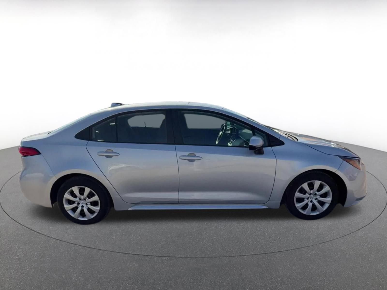 Thumbnail: 2025 Toyota Corolla - 16