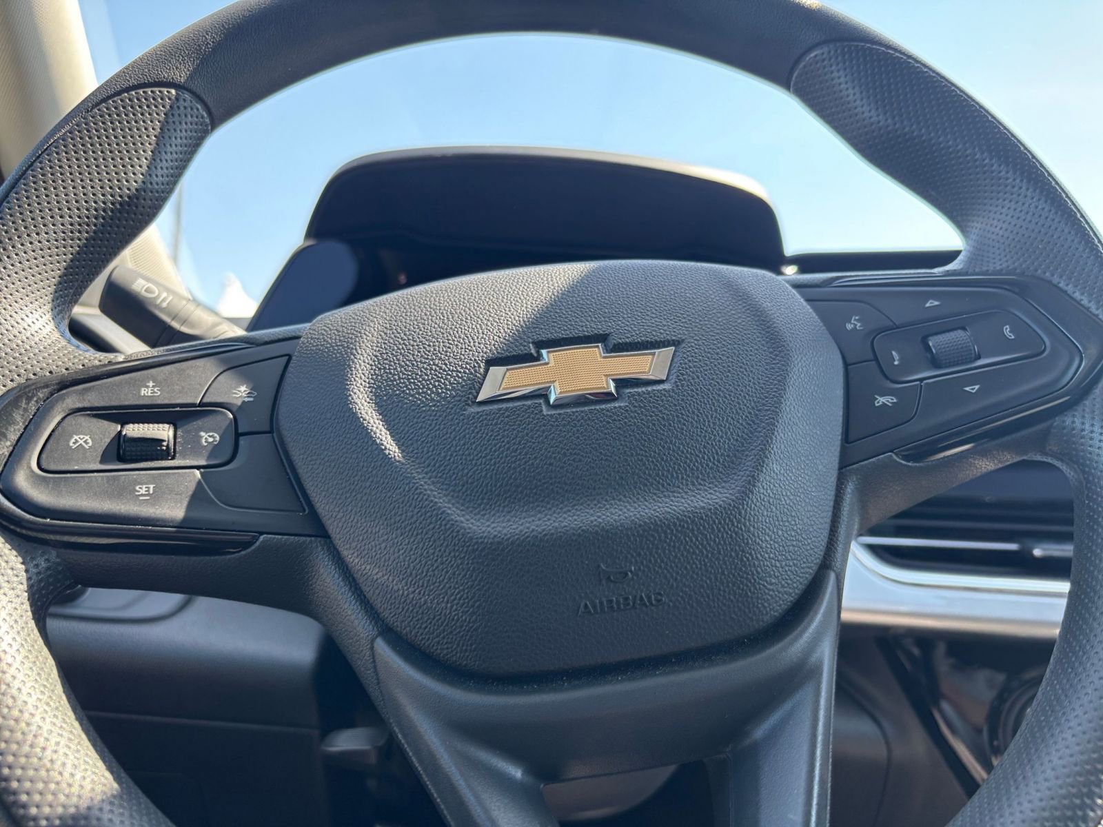 Thumbnail: 2025 Chevrolet Trax - 27