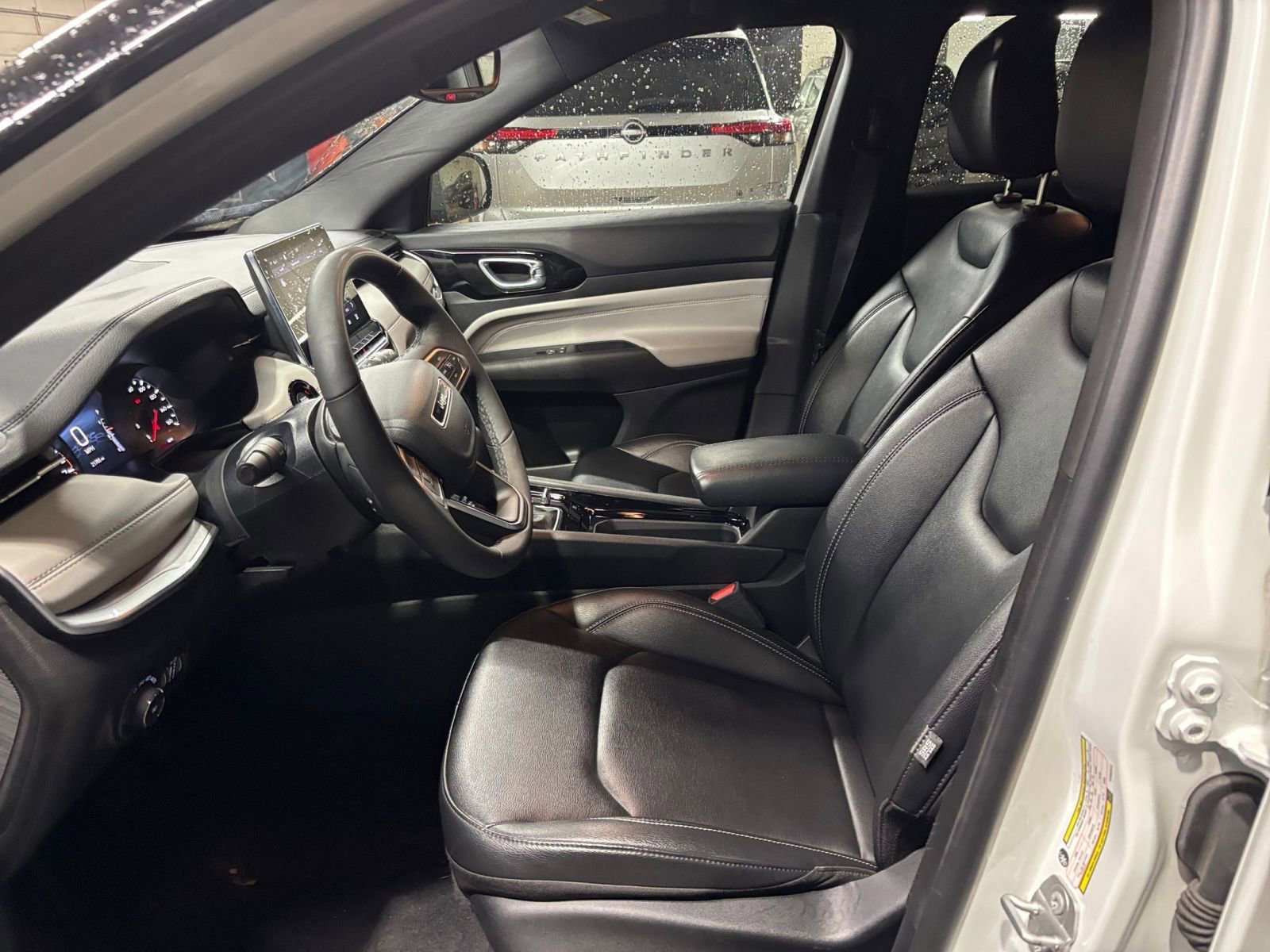 Thumbnail: 2025 Jeep Compass - 28