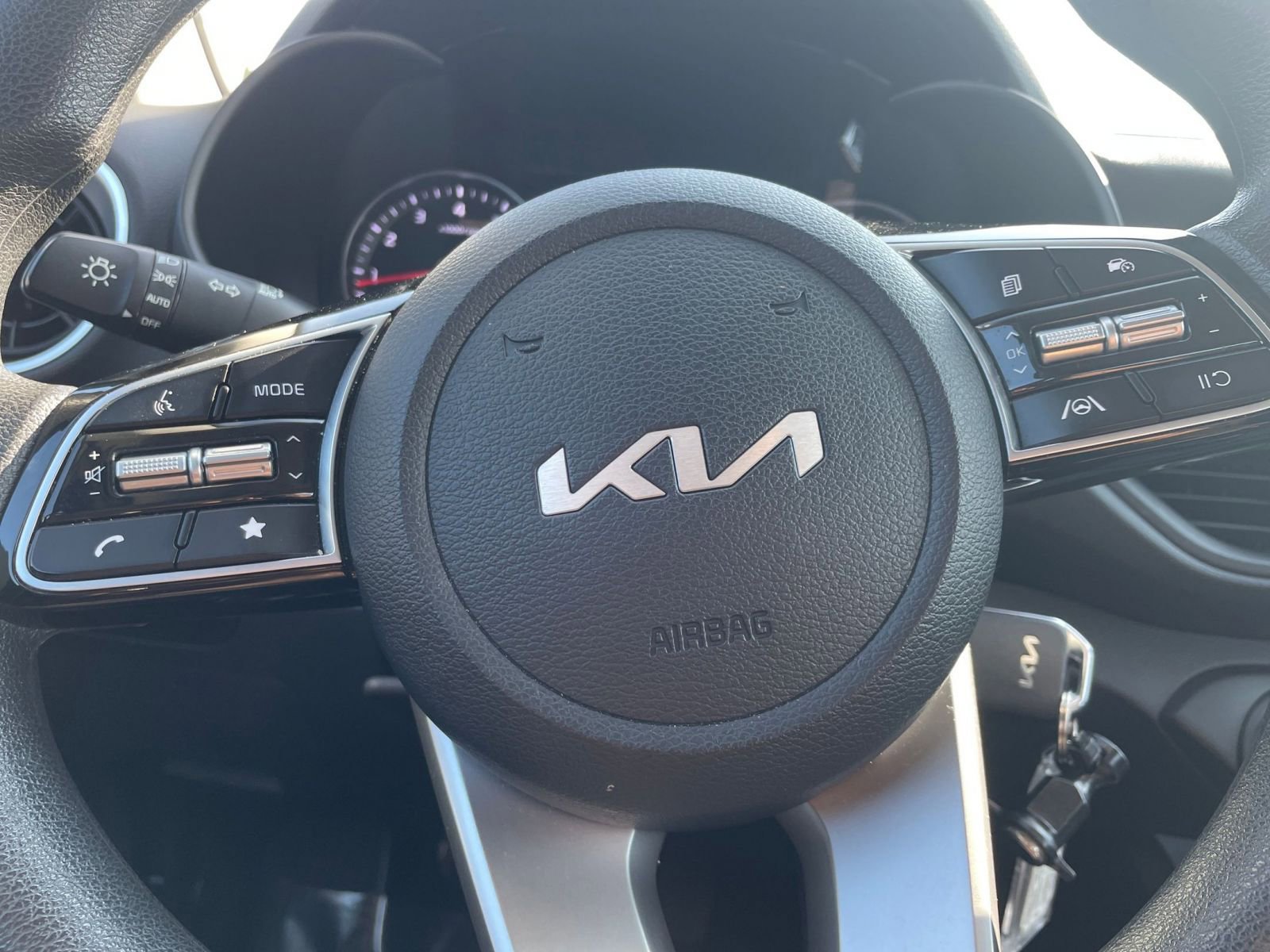 Thumbnail: 2024 Kia Forte - 27