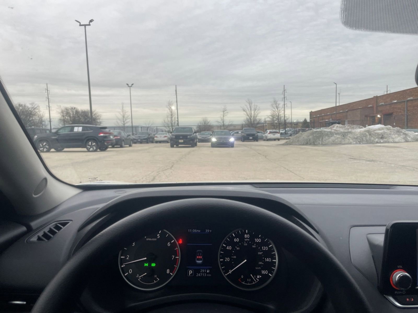 Thumbnail: 2025 Nissan Sentra - 34