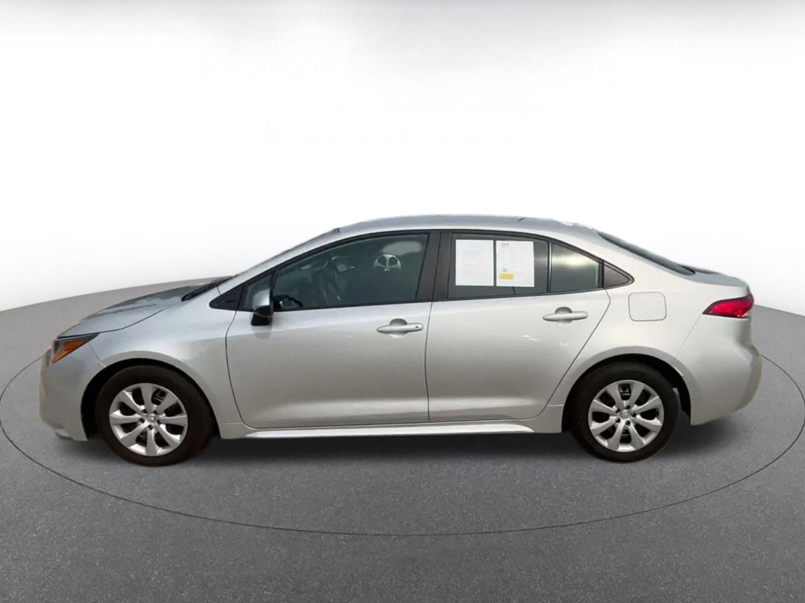 Thumbnail: 2025 Toyota Corolla - 9