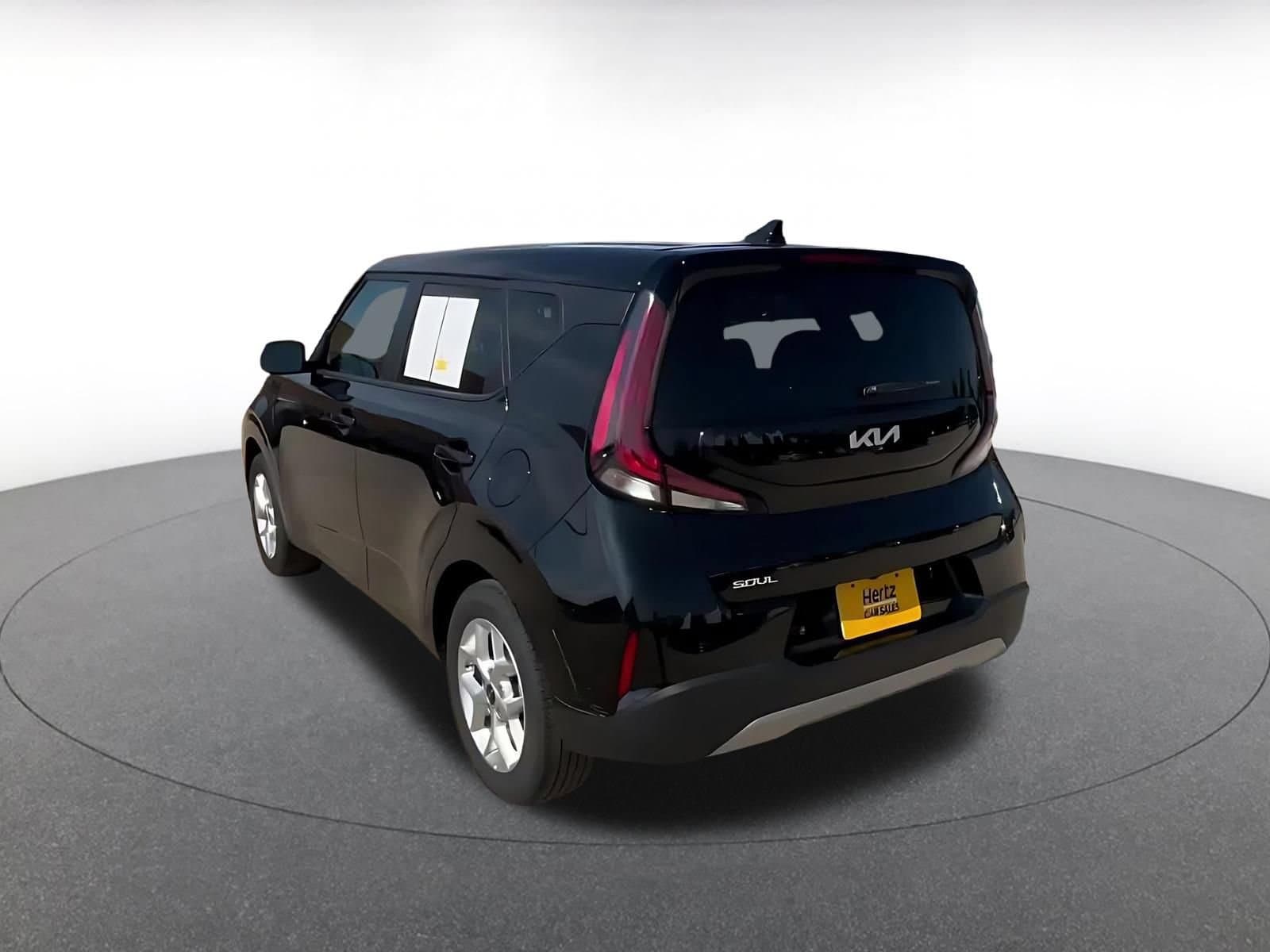 Thumbnail: 2025 Kia Soul - 10